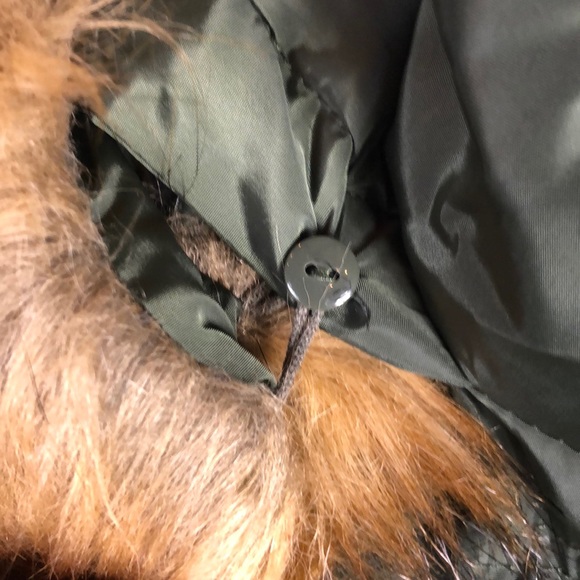 NWT ADRIENNE VITTADINI Long Puffer Coat Jacket with faux fur trim - Picture 9 of 16